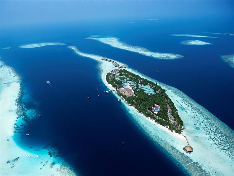 VILAMENDHOO ISLAND RESORT AND SPA